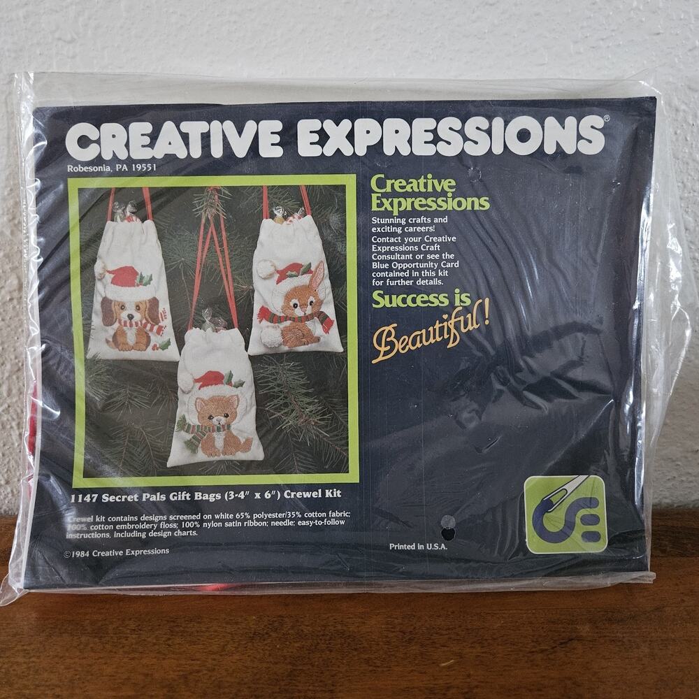 Creative Expressions Embroidery Secret Pals Treat Bags Crewel Kit 1147 Dog Cat